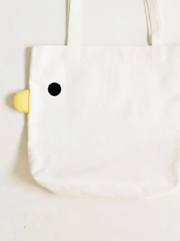 Haiwan Chicky Tote Bag